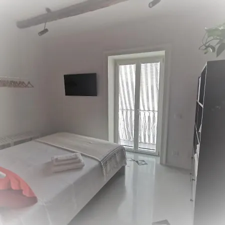 Idda, Vista Mozzafiato E Mare Dentro Casa * Cefalu