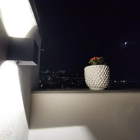 Idda, Vista Mozzafiato E Mare Dentro Casa