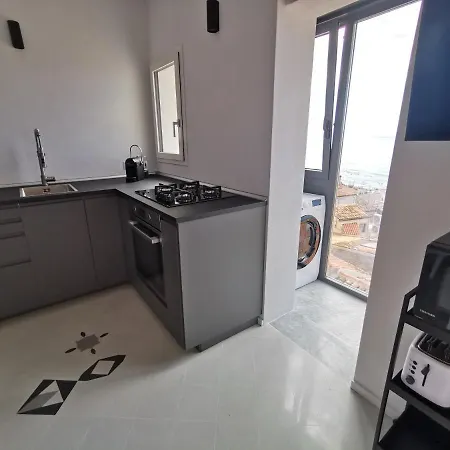 Idda, Vista Mozzafiato E Mare Dentro Casa 公寓 *