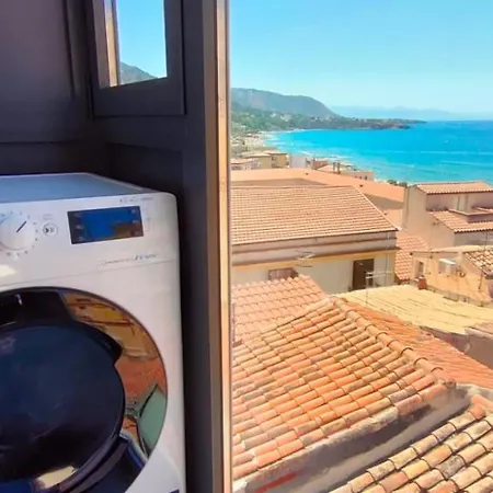 Idda, Vista Mozzafiato E Mare Dentro Casa *