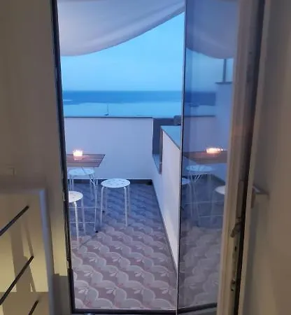 Idda, Vista Mozzafiato E Mare Dentro Casa 公寓 *