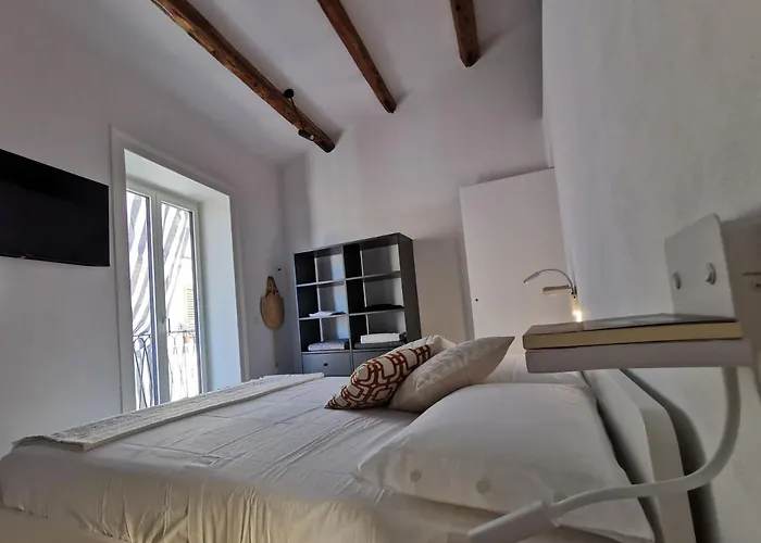 Idda, Vista Mozzafiato E Mare Dentro Casa Апартаменти Чефалу